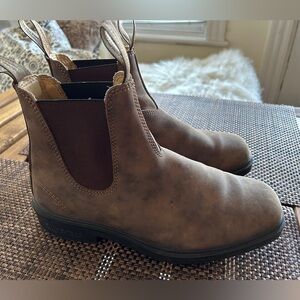 Blunstone #1306 (dress model) in rustic brown (size 9 women)